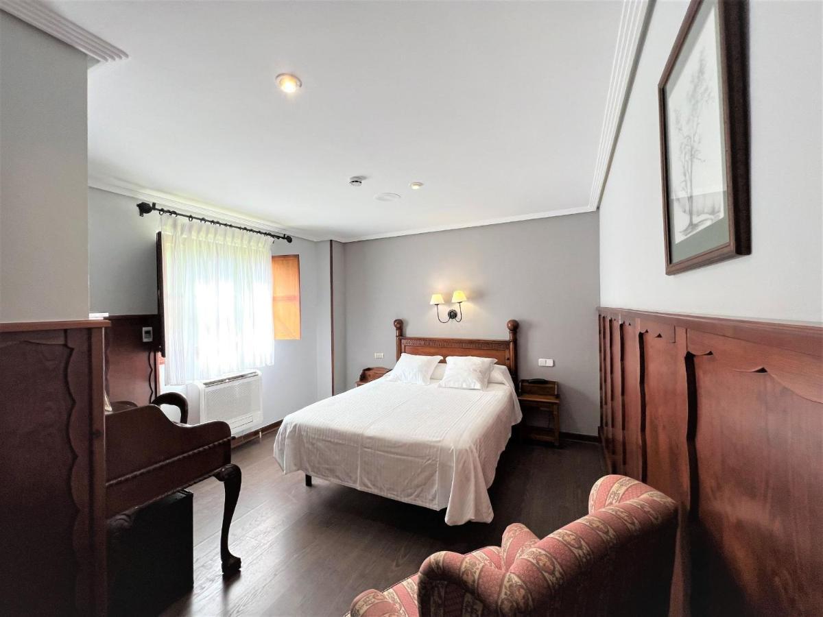 Hotel Comillas Ngoại thất bức ảnh