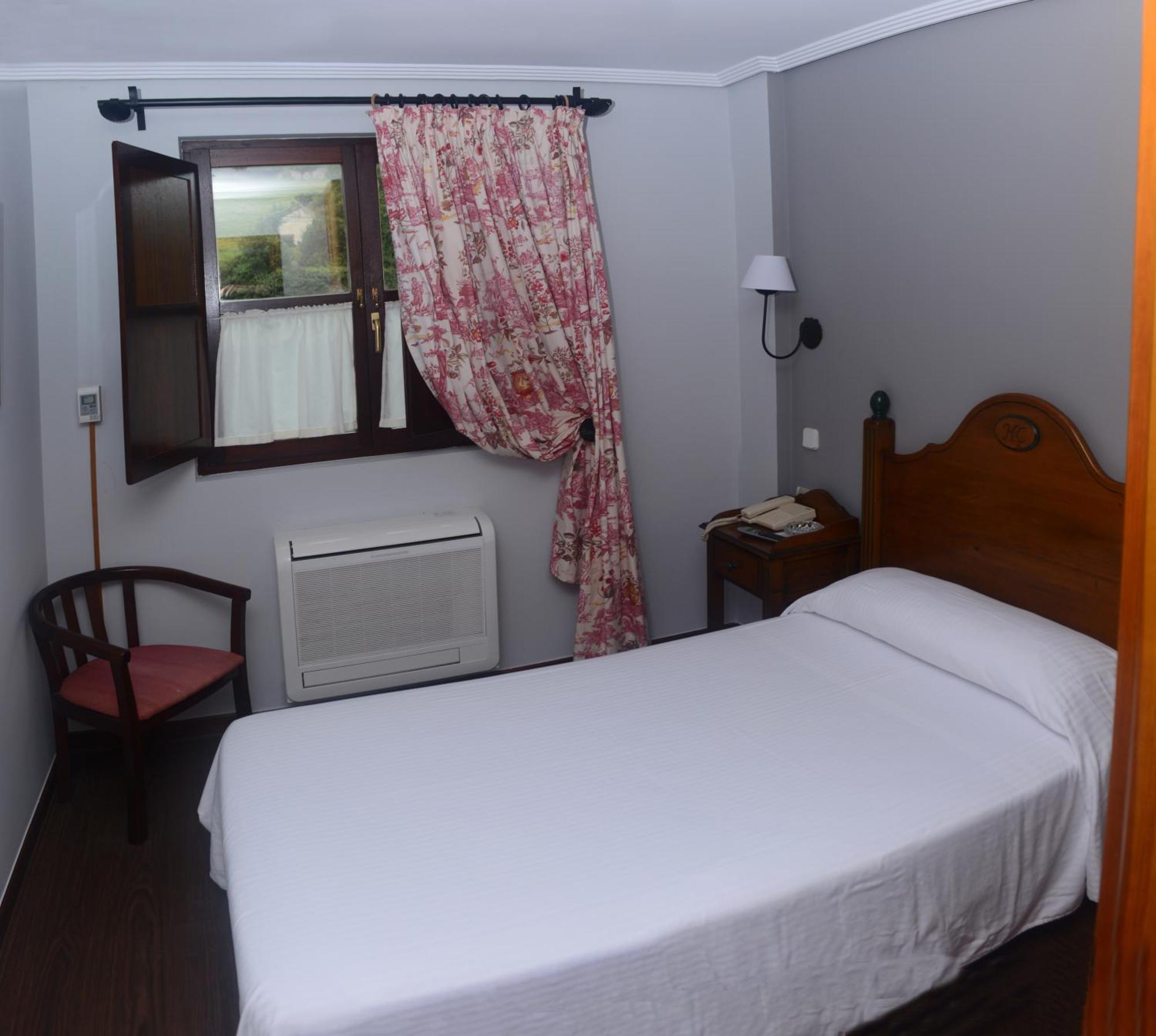 Hotel Comillas Ngoại thất bức ảnh